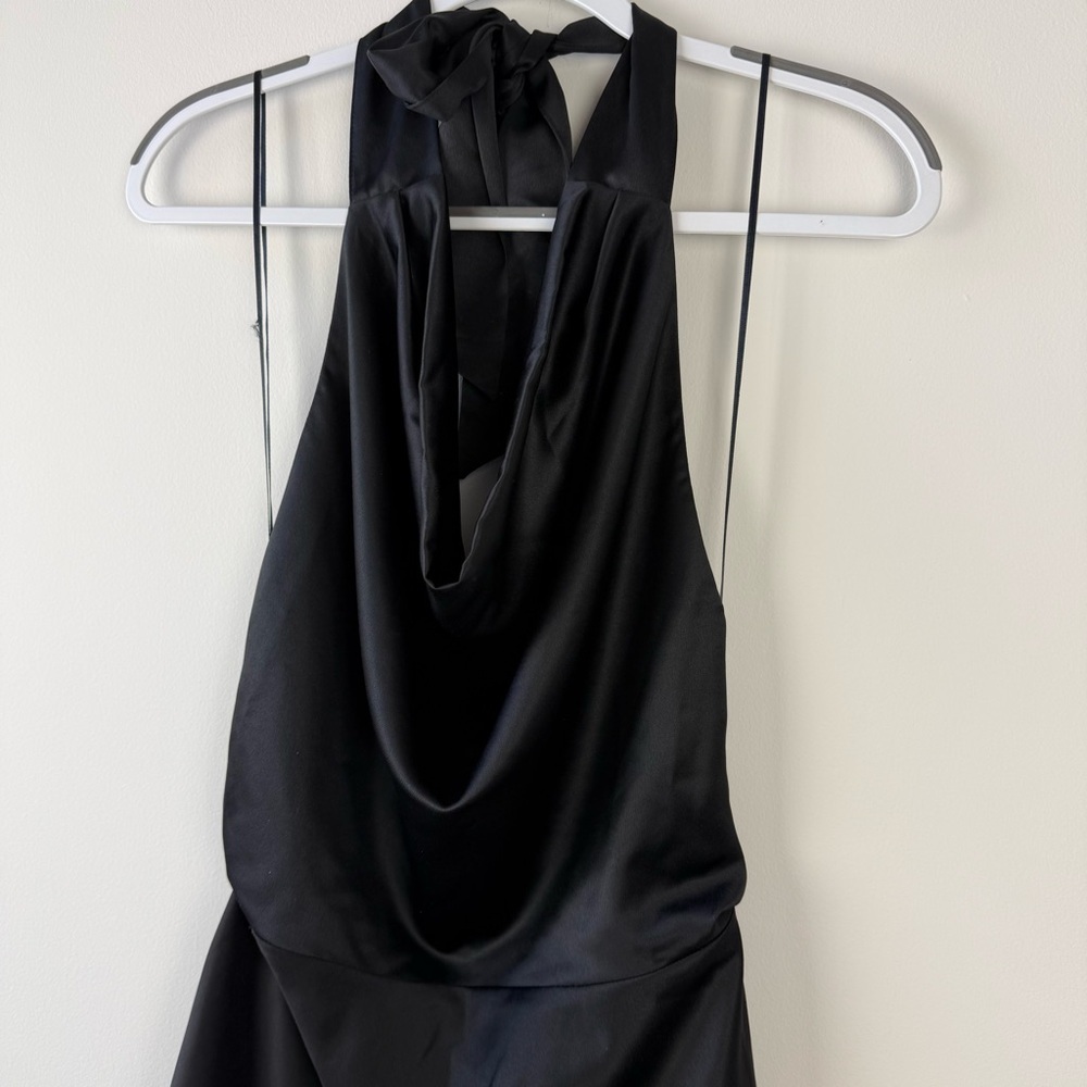 NWT Abercrombie Cowl Neck Halter Mini Dress Black Satin - Picture 3 of 6